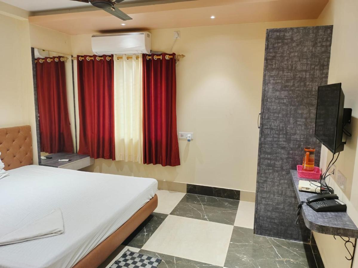 Hotel Staymaker Addyama - Only Indian Citizens Allowed 3*