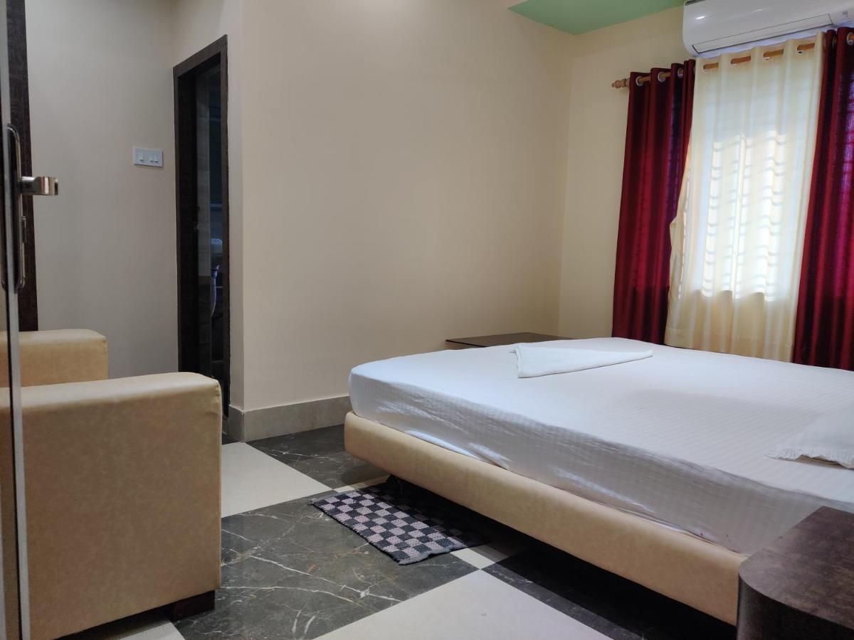 Hotel Staymaker Addyama - Only Indian Citizens Allowed