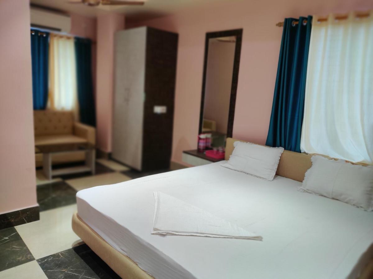 Hotel Staymaker Addyama - Only Indian Citizens Allowed Kolkata
