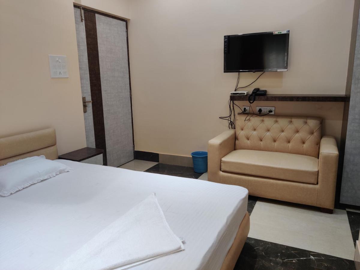 Staymaker Addyama - Only Indian Citizens Allowed Hotel Kolkata